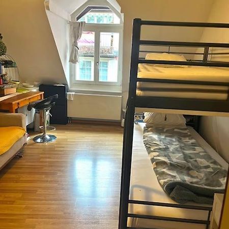 Apartment Near Central Station Цюрих Екстер'єр фото