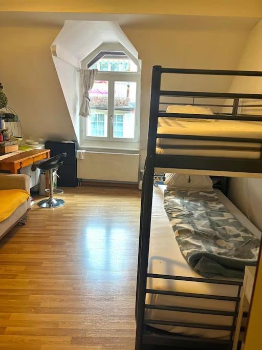 Apartment Near Central Station Цюрих Екстер'єр фото